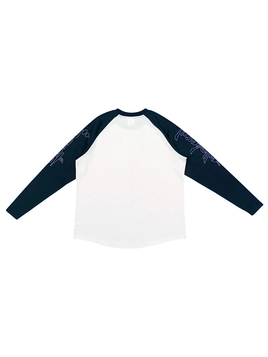 Eowyn vs Nazgul Lord Raglan L/S T-Shirt