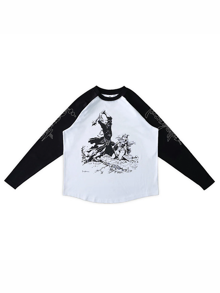 Eowyn vs Nazgul Lord Raglan L/S T-Shirt